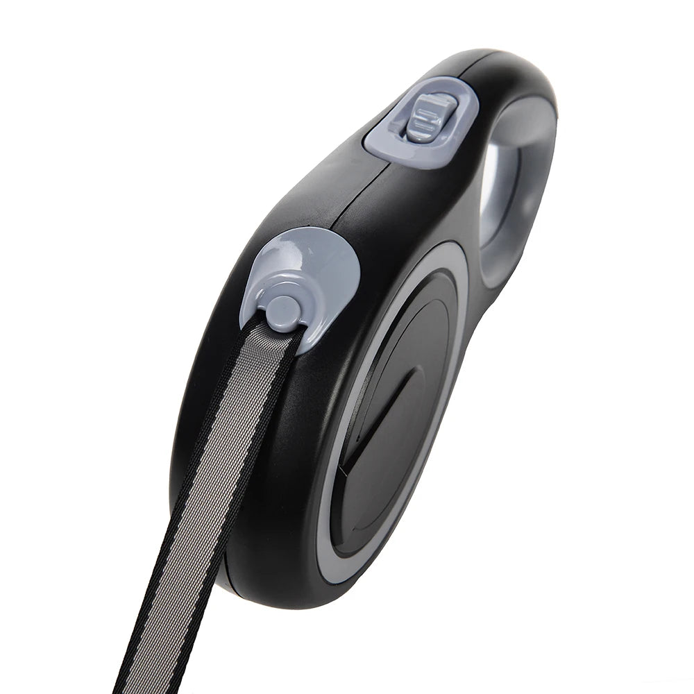 Heavy-duty retractable dog leash for large dogs, 5M/8M length, durable and versatile from Pet Essentials Hub.