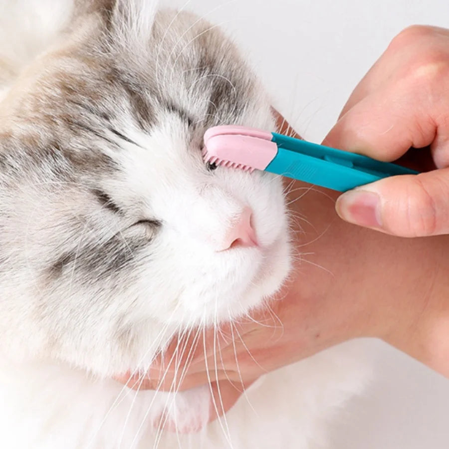 AllDay Goods pet tear stain remover comb and eye cleaning brush for gentle grooming of pets' eyes and fur.