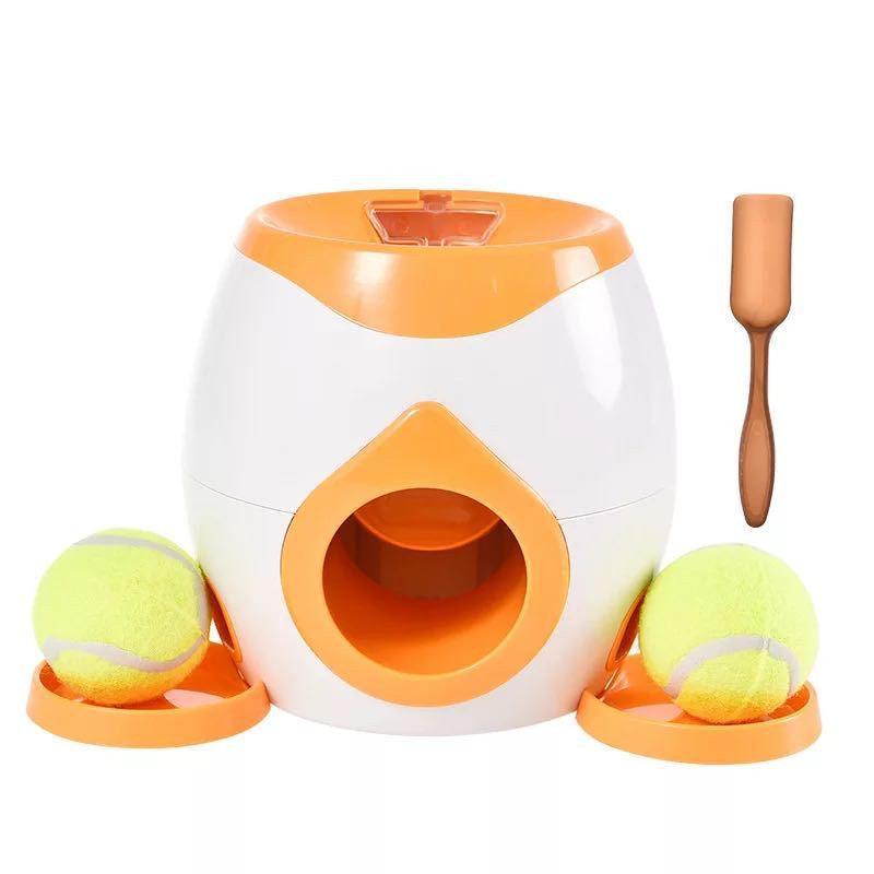 Dog Hugs Cat automatic pet training and feeding system with smart feeder and adjustable bowls for dogs and cats.