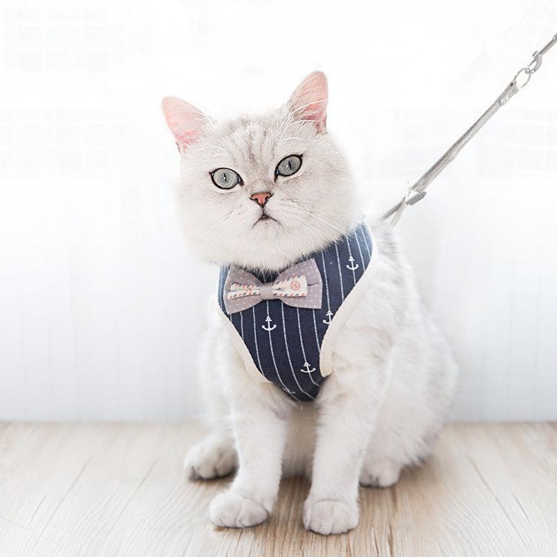 Breathable mesh pet leash for dogs and cats by Dog Hugs Cat, featuring comfortable, lightweight design with adjustable collar.
