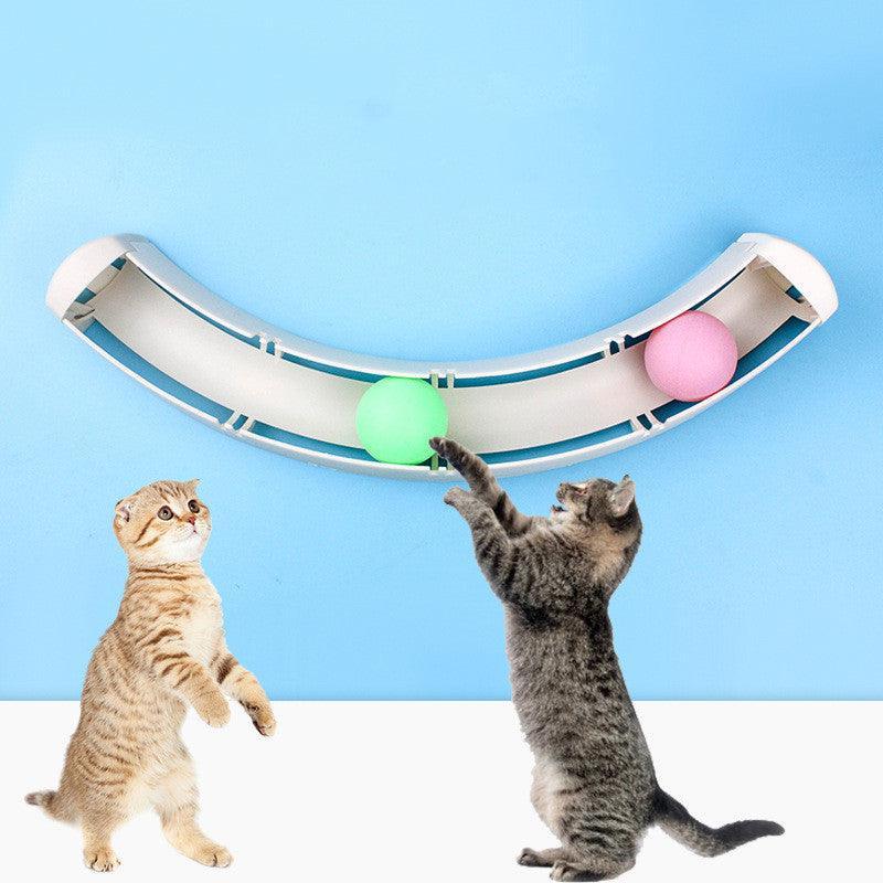 Dog Hugs Cat curved track interactive toy for cats, featuring colorful tracks and moving balls for playful feline entertainment.